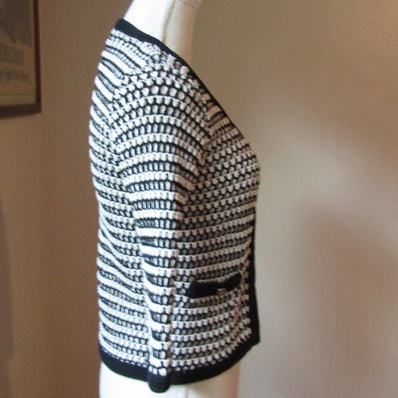 CAbi Coco Waffle Knit Button Sweater Size S - Picture 3 of 9